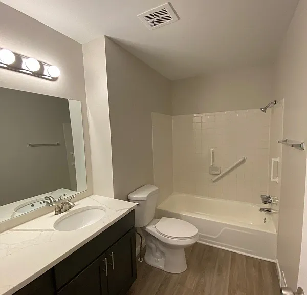 1438 Boxwood Dr — Photo 15