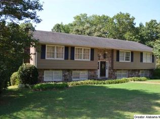 105 Acrilane Dr, Trussville, AL 35173