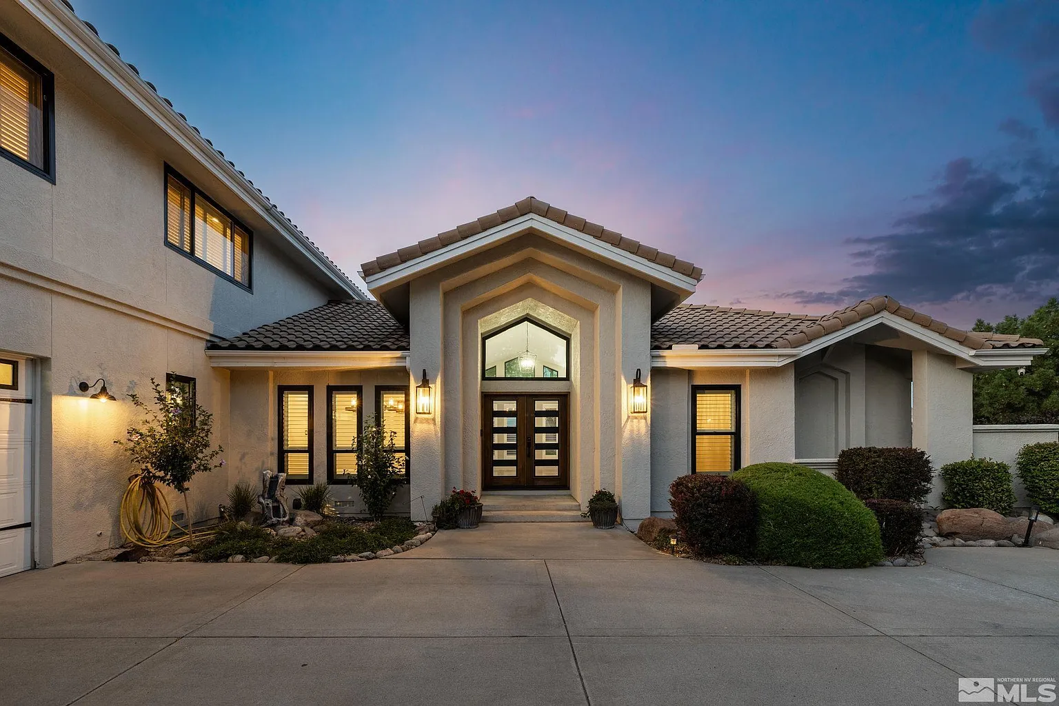12595 Water Lily Way photo 1