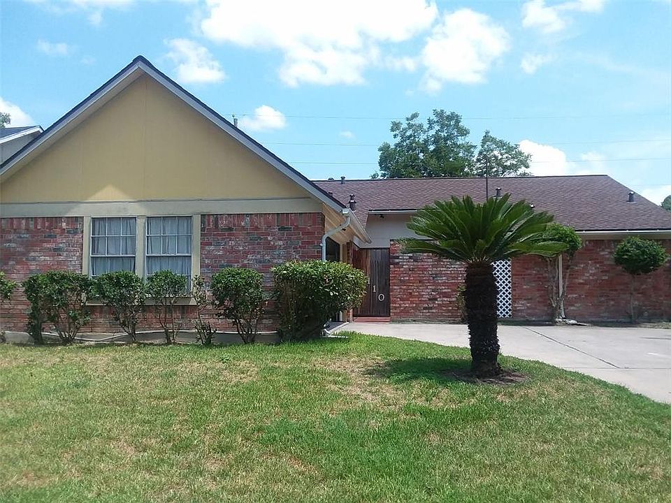 2nd image of 8110 Streamside Dr