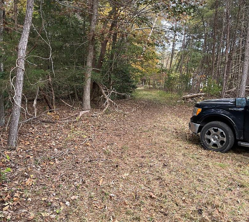 2nd image of 14686 Dry Bridge Rd