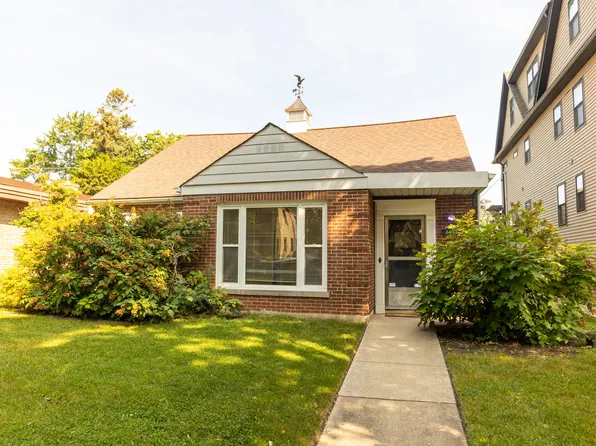 3022 W Jarlath St, Chicago, IL 60645