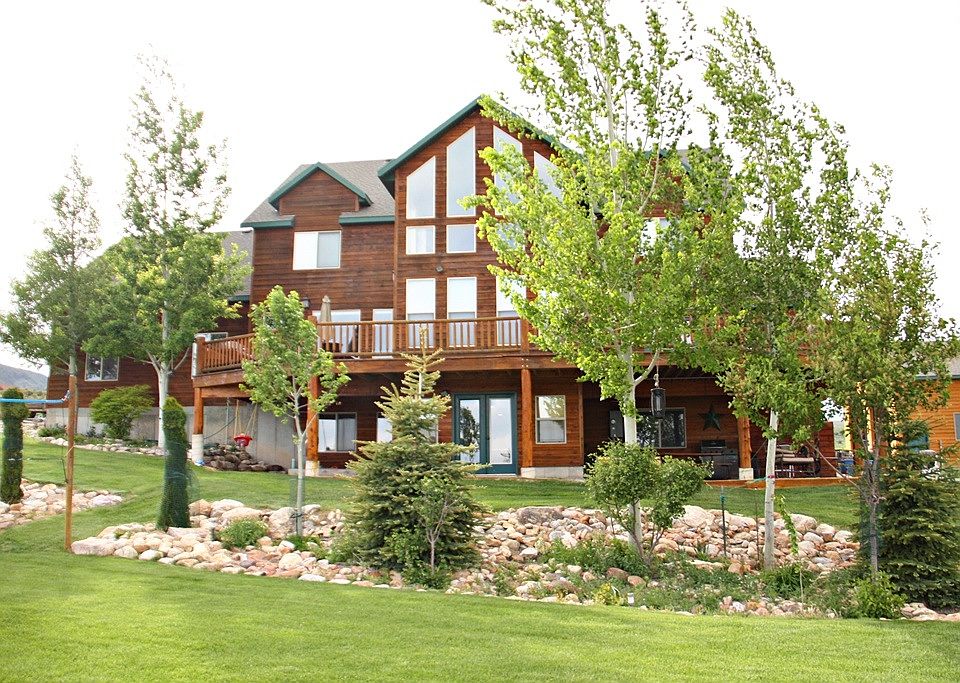 1st image of 1300 Canyon Estates Dr