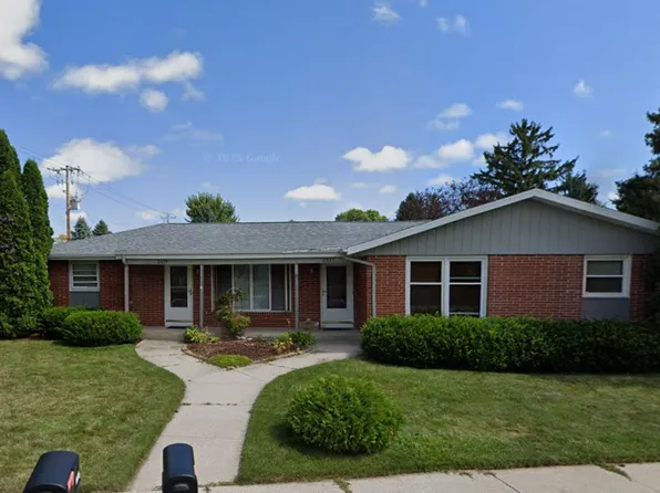 2519 N Taylor Dr, Sheboygan, WI 53083
