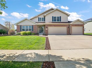 1768 Samantha Ln, Bourbonnais, IL 60914