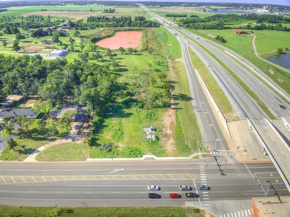 NE 23rd St, Harrah, OK 73045
