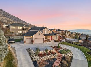 9242 Emerald Lake Cv, Pleasant Grove, UT 84062