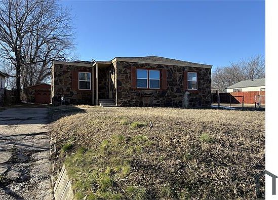 1st image of 2640 N Quaker Ave