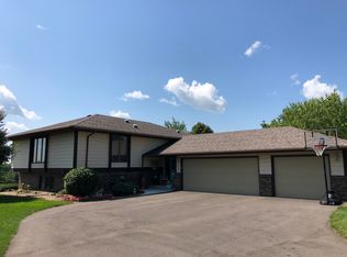 6339 Thicket Ln, Cherry Valley, IL 61016