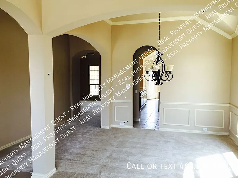 730 Cross Creek Dr — Photo 7