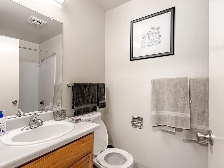 Macara Gardens Apartments — Photo 23