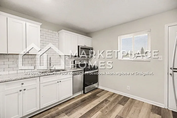 412 Todd St SE #C — Photo 9