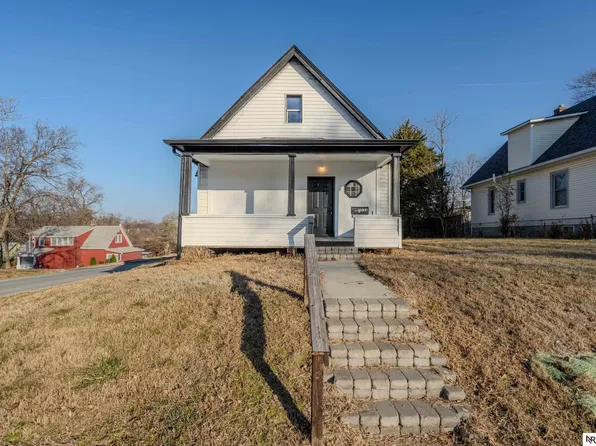 3532 Seward St, Omaha, NE 68111