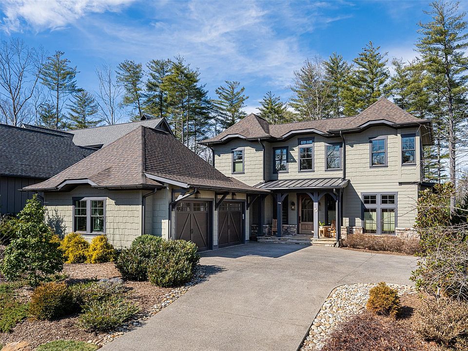 42 Hallett Ct Asheville NC 28803 Zillow