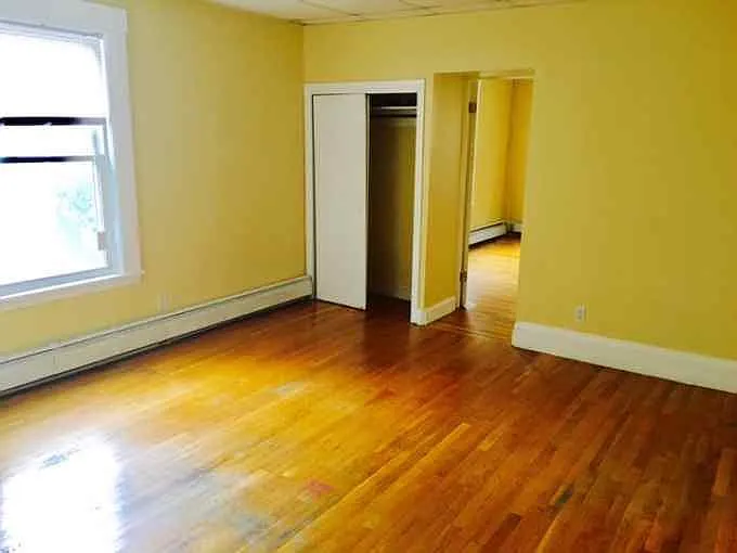 2 bed, 850 sqft, $2,900 — Photo 2