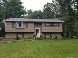 20 Centerwood Rd, Simsbury, CT 06070