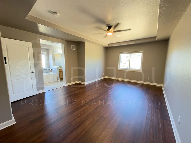 6733 Summer Grace St — Photo 13