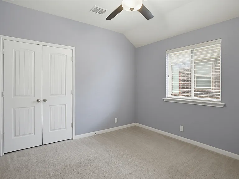30612 Holstein Rd — Photo 18