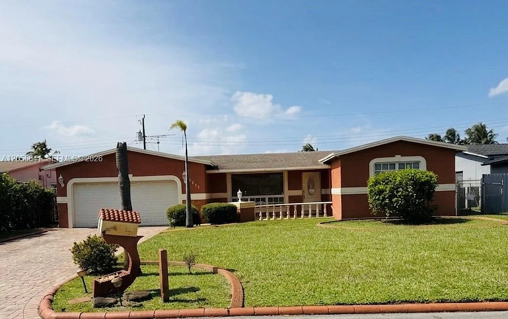 Miramar Park 2nd Add — Photo 1