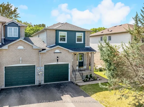 49 Cunningham Dr, Barrie, ON L4N 8L4