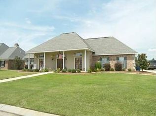 137 W Augusta Ln, Slidell, LA 70458