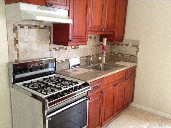 4th image of 3563 McOwen Ave