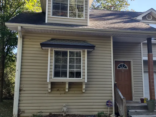 445 Sand Hill Rd APT 5, Asheville, NC 28806