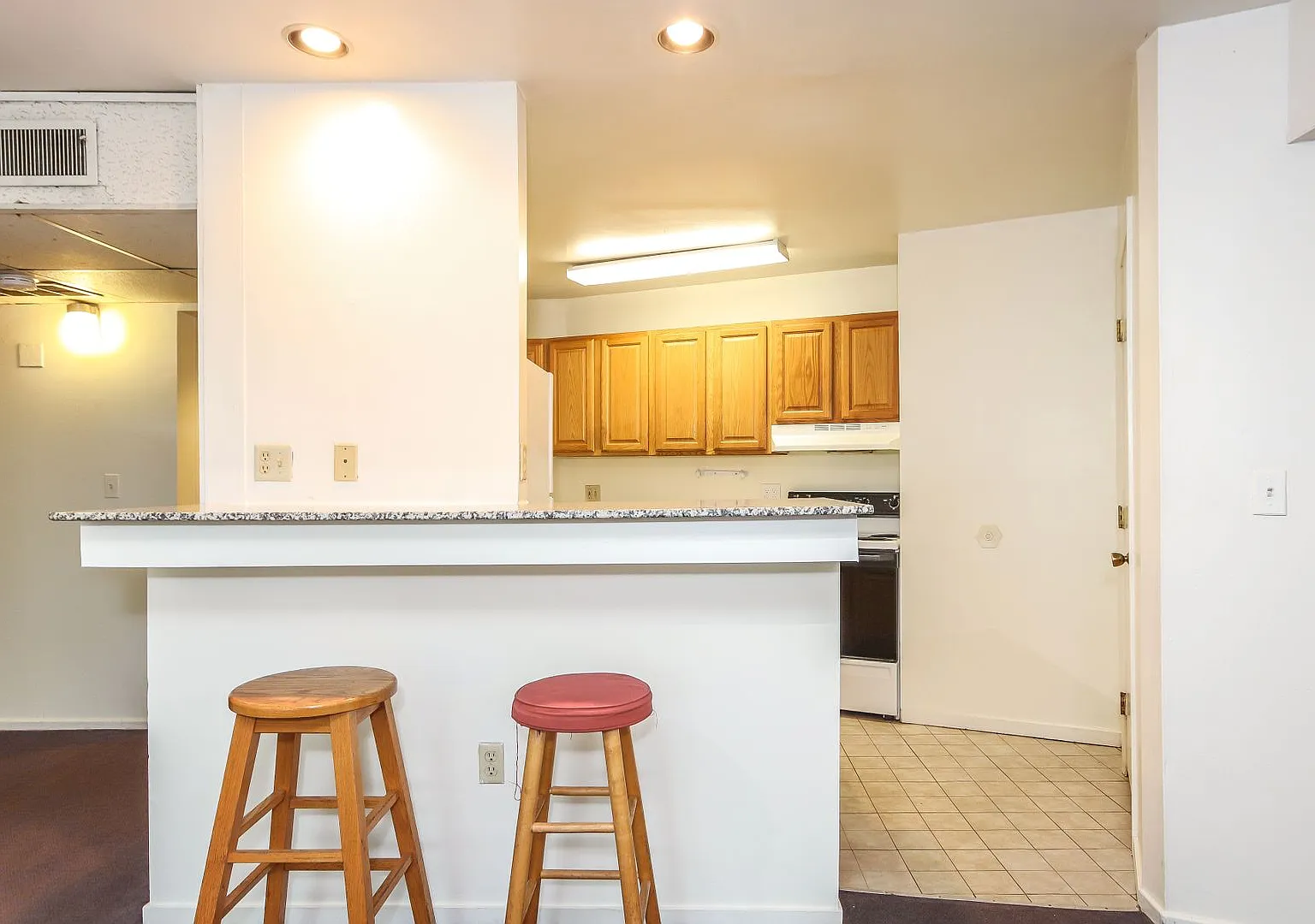 Charter House — Photo 4