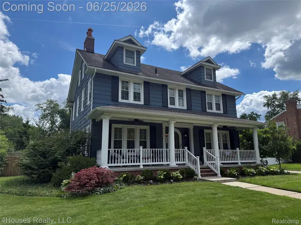 1755 Beverly Blvd, Berkley, MI 48072
