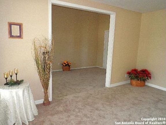 3rd image of 4706 Castle Walk