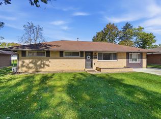 3466 Roswell Dr, Columbus, OH 43227