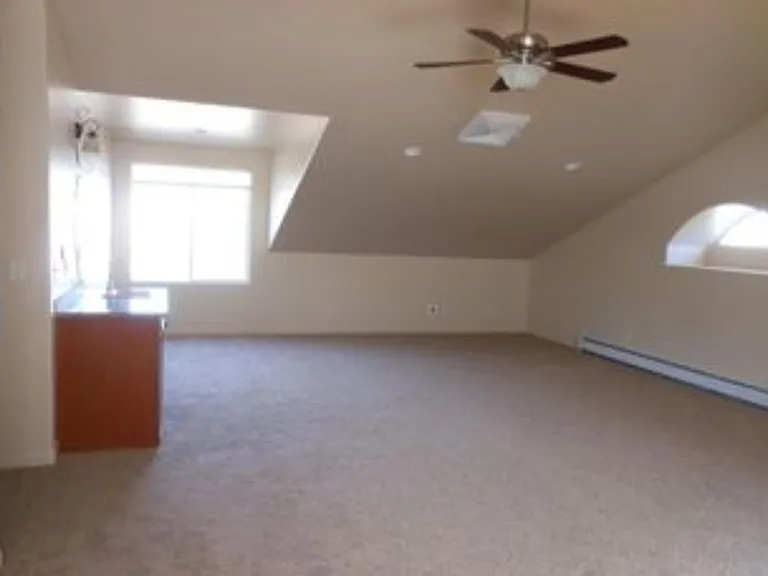 410 Mirada Ct — Photo 21