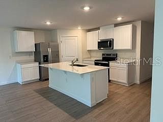 2nd image of 1081 Portland St