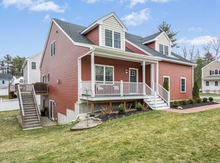 3 Hunters Ct, Sutton, MA 01590