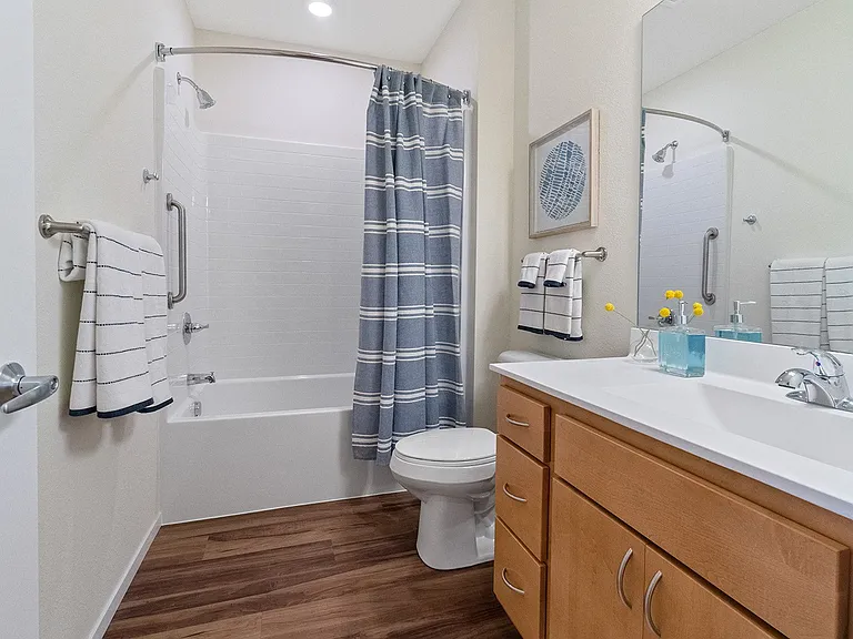 Legacy Commons at Signal Hills 55+ Apartments — Photo 18