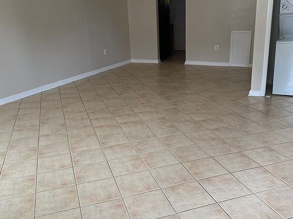2nd image of 2110 N Culpeper St #7