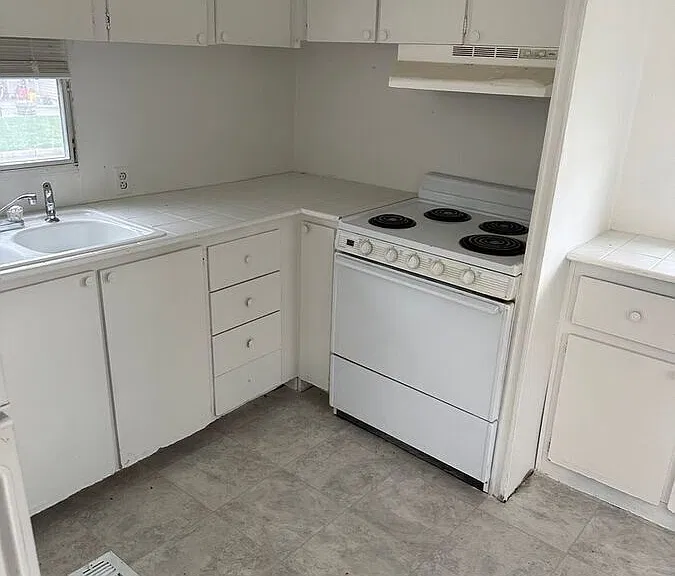500 S 5th St #16 — Photo 9
