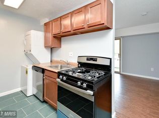 3009 Southern Ave APT 10, Washington, MD 20748