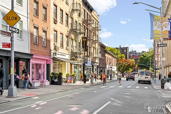 Rented by Elegran | media 12