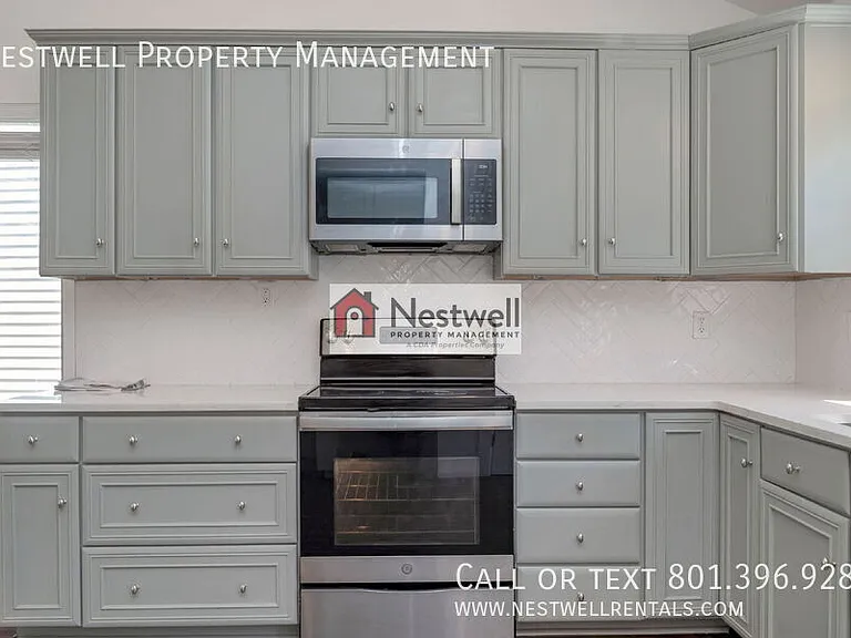 3131 Applewood Dr — Photo 5