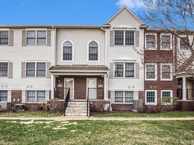 724 Eagle Dr, Fenton, MI, 48430