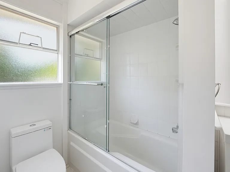 1341 Parker St — Photo 22