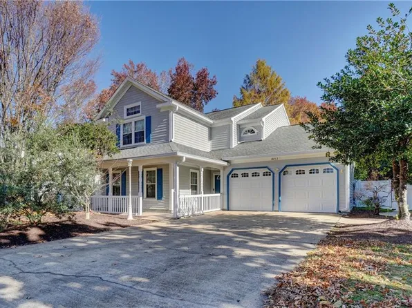 1652 Castlefield Rd, Virginia Beach, VA 23456