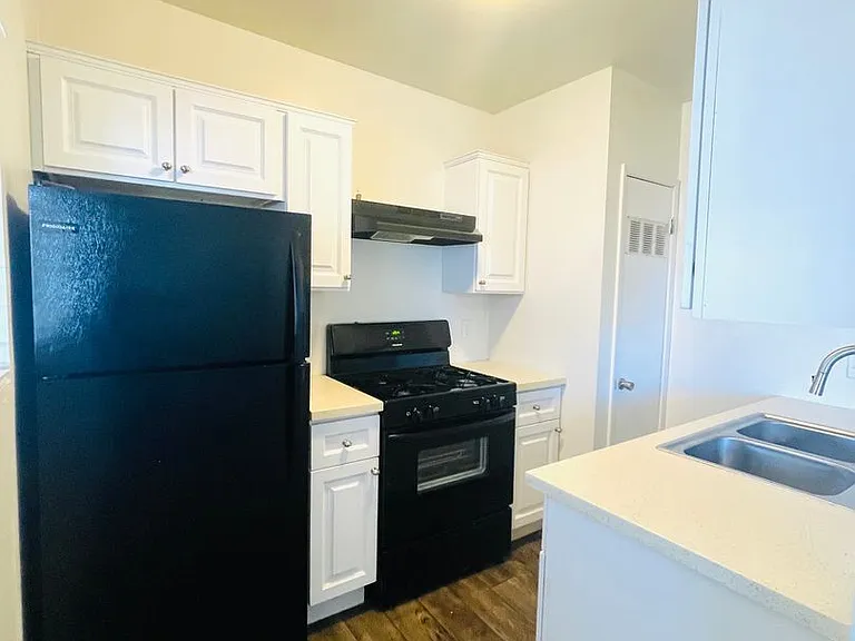 6301 Nightingale St #1-22 — Photo 11