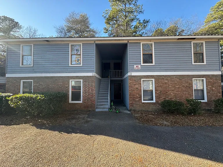 110 Chalet North Ct — Photo 1