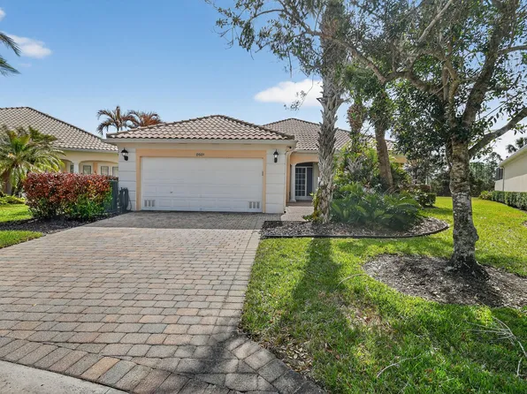 8681 SE Nicolete Lane, Hobe Sound, FL 33455