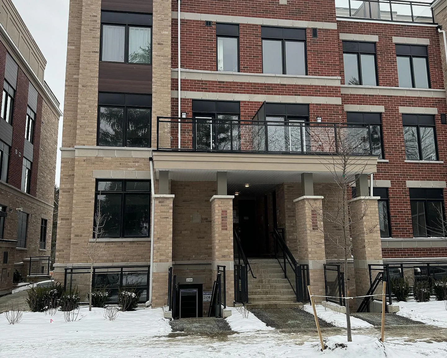 3 bed, $2,750 — Photo 2