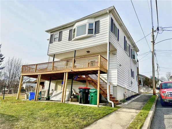 223 Carbon St, Lehighton, PA 18235