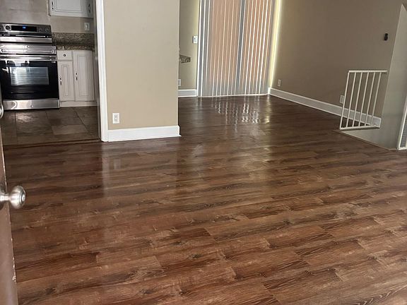 4th image of 816 27th St