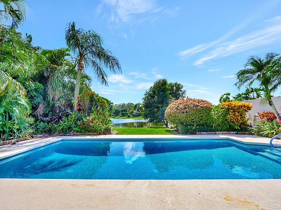 3rd image of 13779 Parc Drive